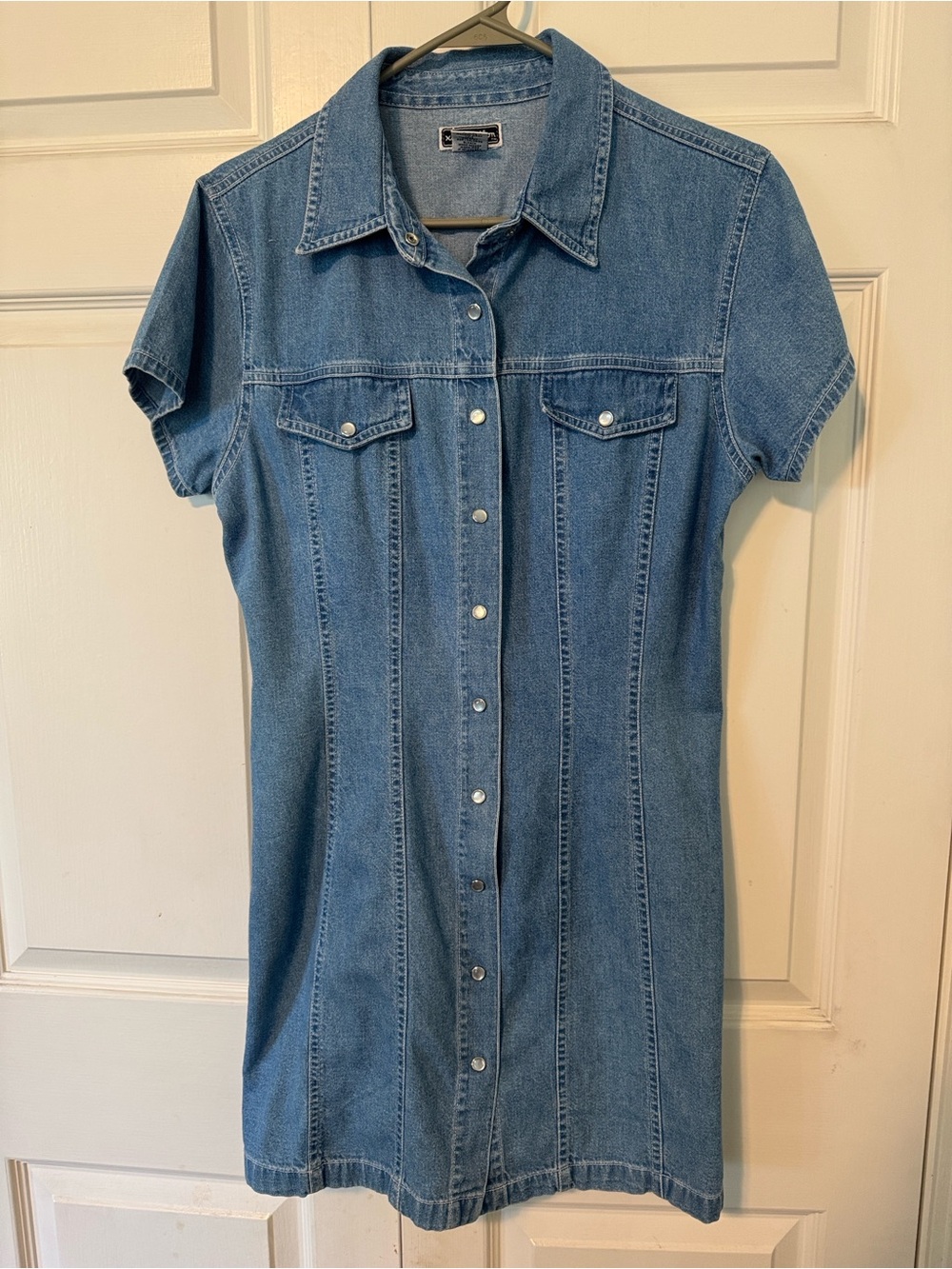 Classic Short-Sleeve Denim Shirt Dress — Medium Blue M